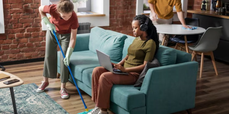 Why Booking a Professional Cleaning Service Is the Smartest Decision Busy Homeowners Make
