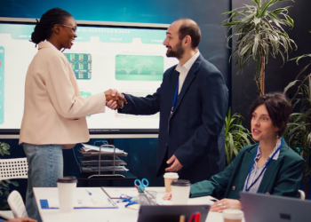 10 Signs Your Business Needs a Salesforce Implementation Partner