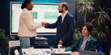 10 Signs Your Business Needs a Salesforce Implementation Partner