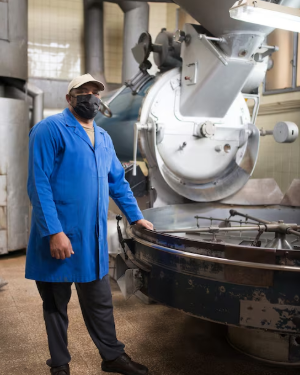 Why Choosing the Right Particle Size Reduction Equipment Matters for Manufacturing PerformanceIntroduction