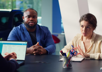 Who’s Actually Allowed to Update an Employee’s HR Record? Most Companies Aren’t Sure
